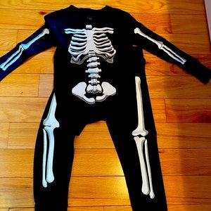 Boys pajamas glow in the dark